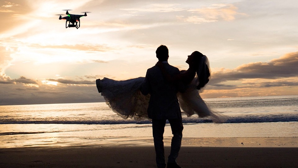 İzmir'de Düğün ve Organizasyonlarda Drone Çekimi Rehberi